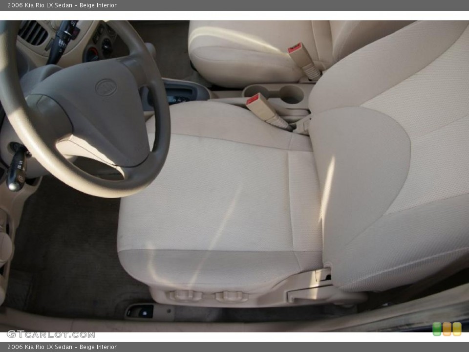 Beige Interior Photo for the 2006 Kia Rio LX Sedan #46299799
