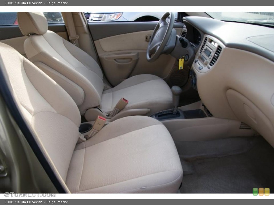 Beige Interior Photo for the 2006 Kia Rio LX Sedan #46299856