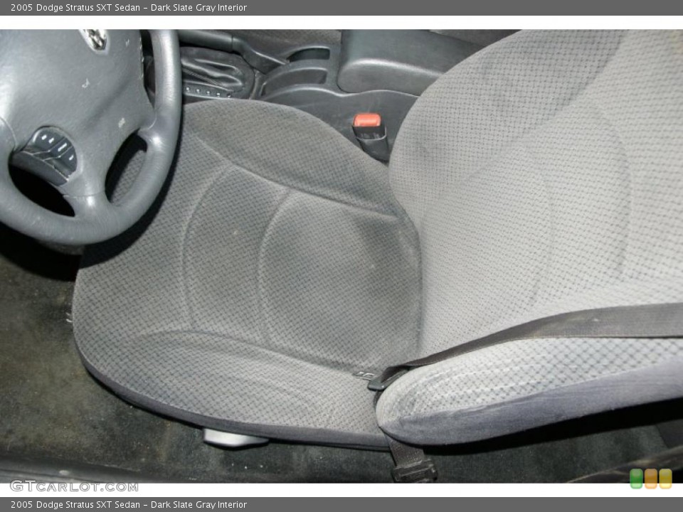 Dark Slate Gray Interior Photo for the 2005 Dodge Stratus SXT Sedan #46301383