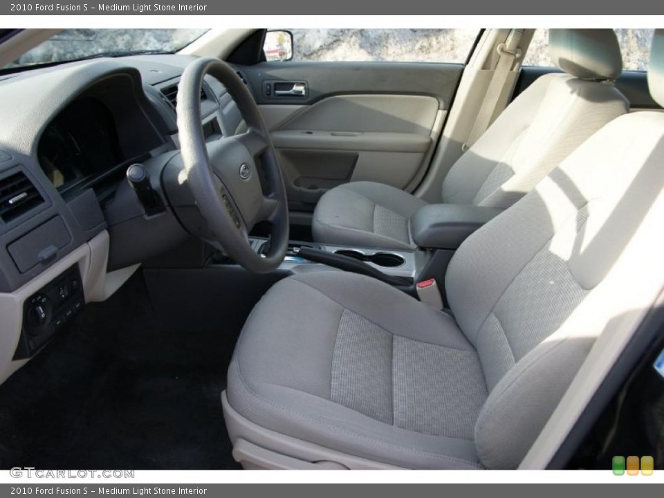Medium Light Stone Interior Photo for the 2010 Ford Fusion S #46301521