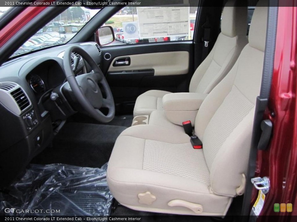 Ebony/Light Cashmere Interior Photo for the 2011 Chevrolet Colorado LT Extended Cab #46302001