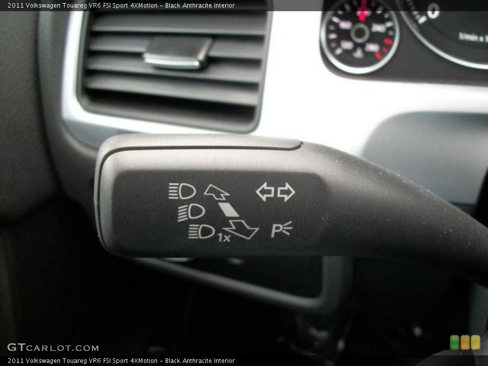 Black Anthracite Interior Controls for the 2011 Volkswagen Touareg VR6 FSI Sport 4XMotion #46306574