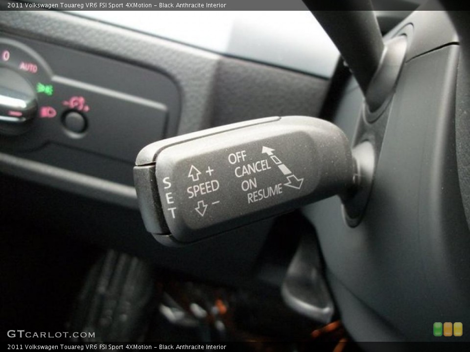 Black Anthracite Interior Controls for the 2011 Volkswagen Touareg VR6 FSI Sport 4XMotion #46306586