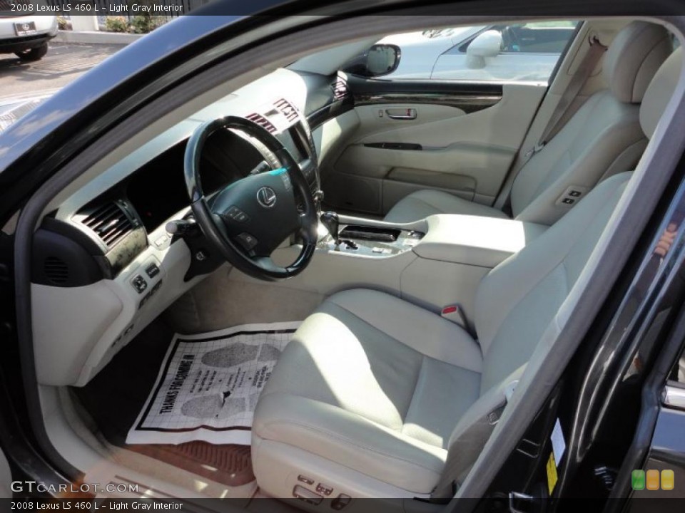 Light Gray Interior Photo for the 2008 Lexus LS 460 L #46309535