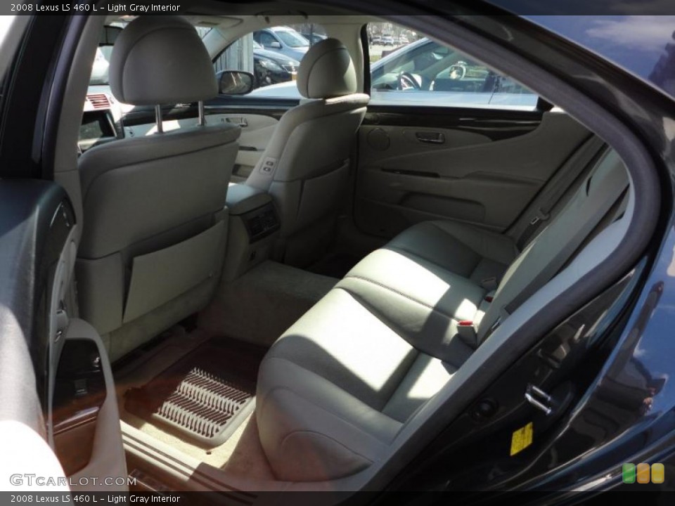 Light Gray Interior Photo for the 2008 Lexus LS 460 L #46309541