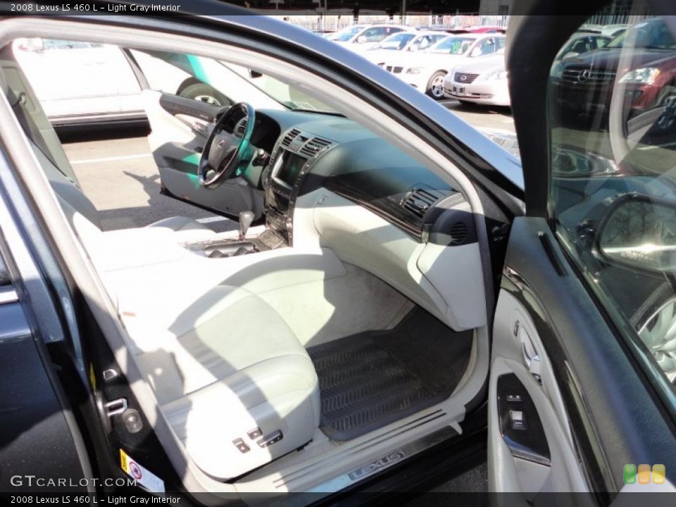 Light Gray Interior Photo for the 2008 Lexus LS 460 L #46309547