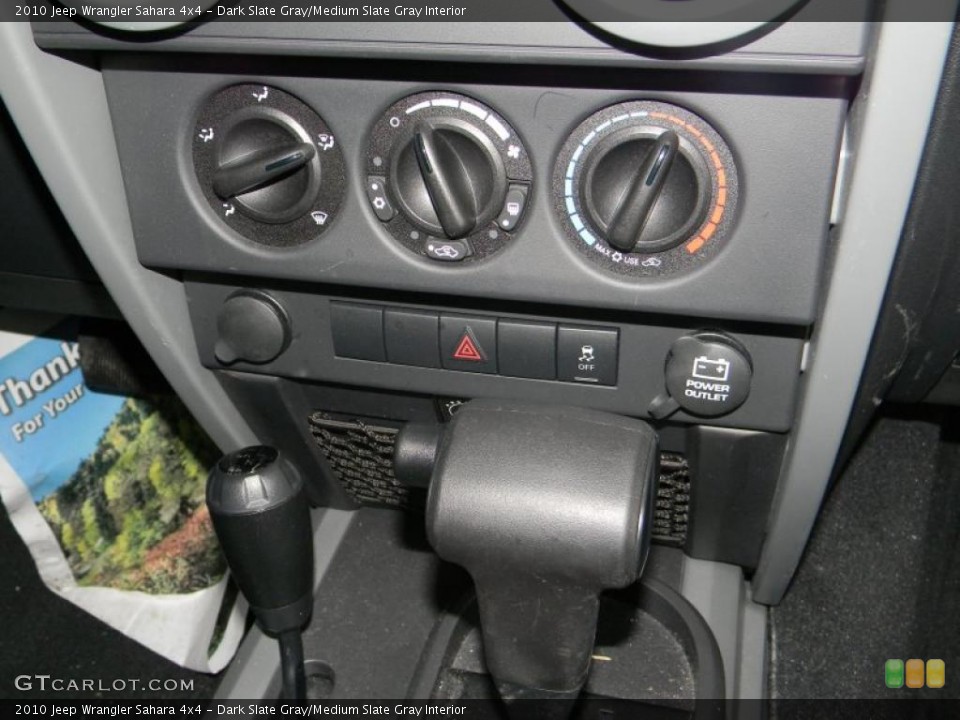 Dark Slate Gray/Medium Slate Gray Interior Controls for the 2010 Jeep Wrangler Sahara 4x4 #46311914