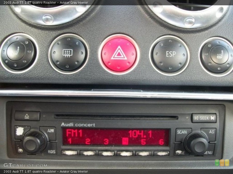 Aviator Gray Interior Controls for the 2003 Audi TT 1.8T quattro Roadster #46313039