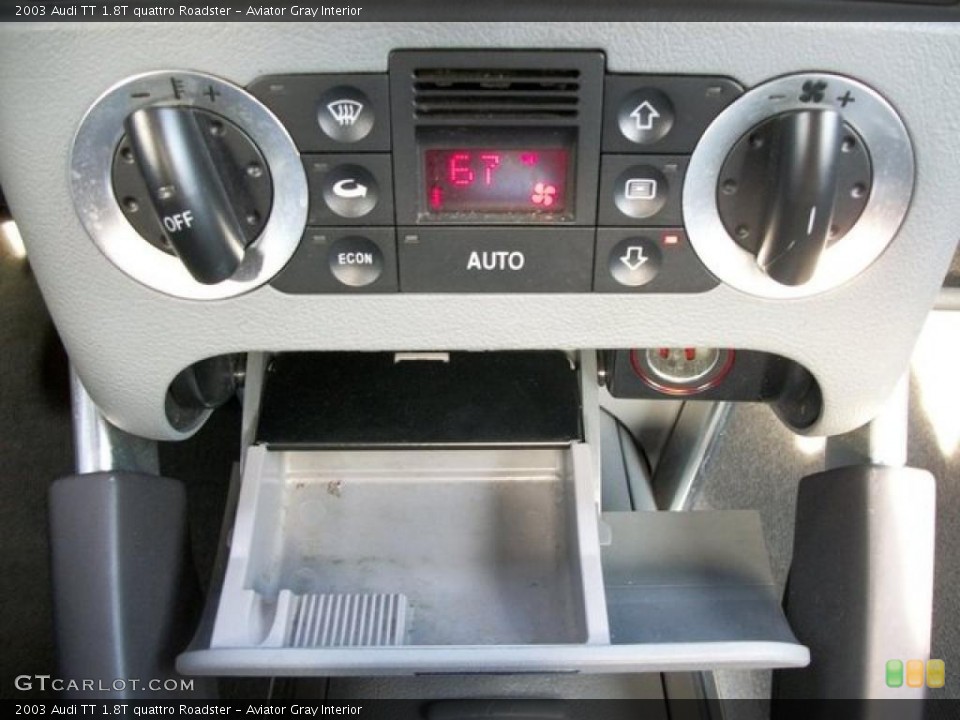 Aviator Gray Interior Controls for the 2003 Audi TT 1.8T quattro Roadster #46313045