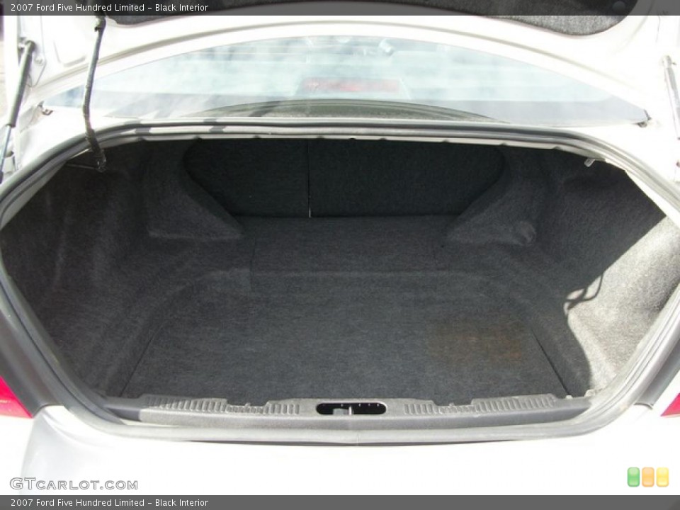 Black Interior Trunk for the 2007 Ford Five Hundred Limited #46317269