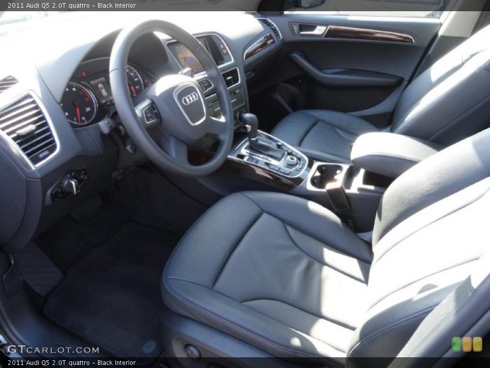 Black Interior Photo for the 2011 Audi Q5 2.0T quattro #46320732