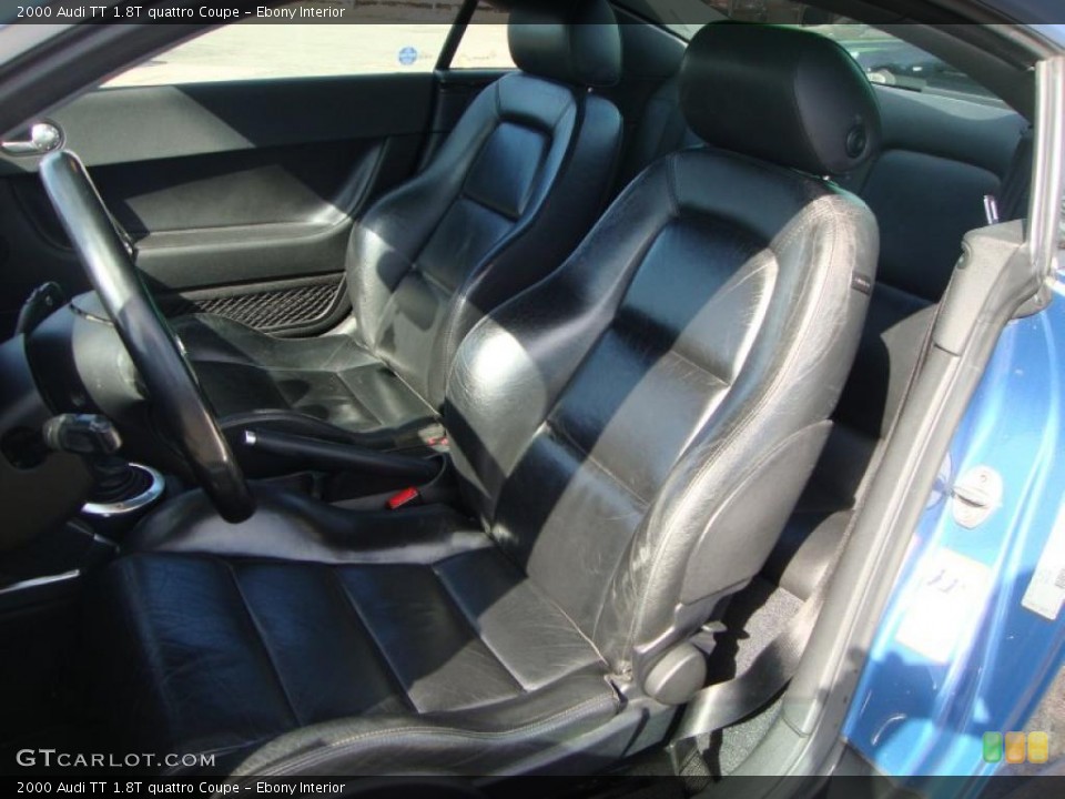 Ebony Interior Photo for the 2000 Audi TT 1.8T quattro Coupe #46324878