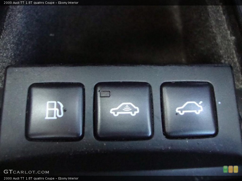 Ebony Interior Controls for the 2000 Audi TT 1.8T quattro Coupe #46325082