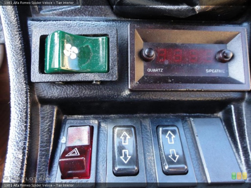 Tan Interior Controls for the 1981 Alfa Romeo Spider Veloce #46331121