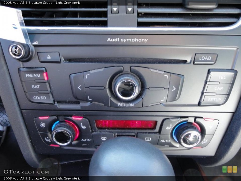 Light Grey Interior Controls for the 2008 Audi A5 3.2 quattro Coupe #46332144