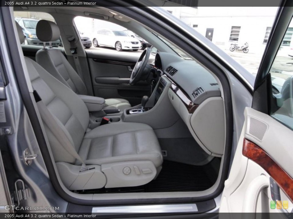 Platinum Interior Photo for the 2005 Audi A4 3.2 quattro Sedan #46332207