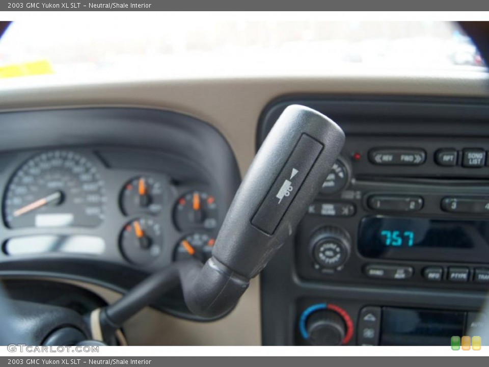 Neutral/Shale Interior Controls for the 2003 GMC Yukon XL SLT #46335741