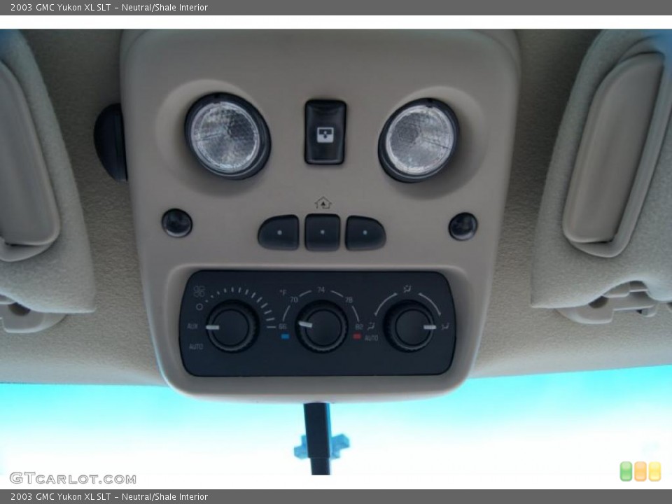 Neutral/Shale Interior Controls for the 2003 GMC Yukon XL SLT #46335804