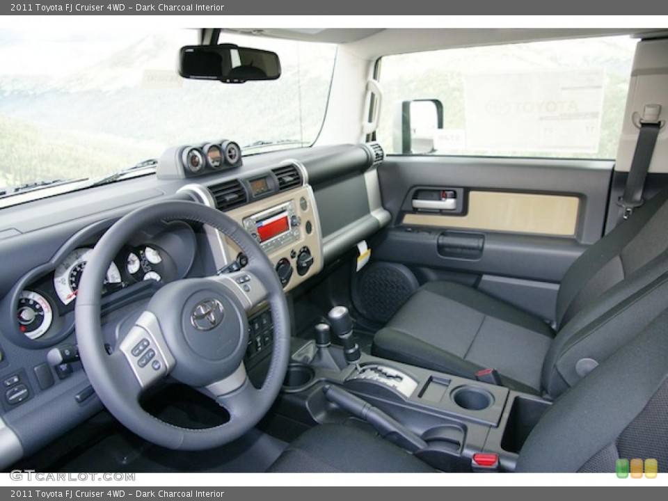 Dark Charcoal Interior Photo for the 2011 Toyota FJ Cruiser 4WD #46337928
