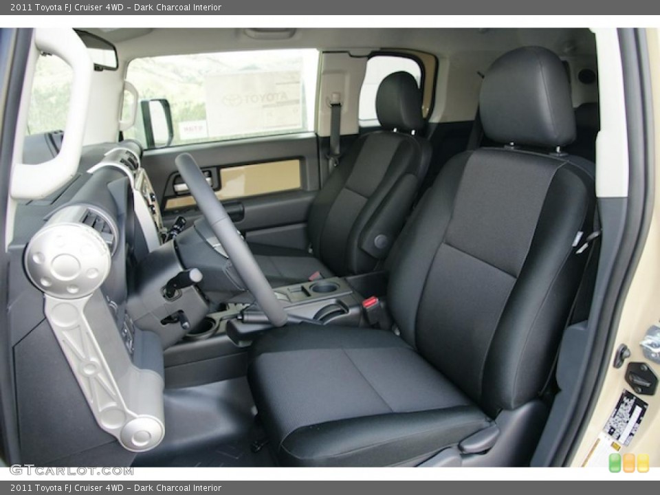Dark Charcoal Interior Photo for the 2011 Toyota FJ Cruiser 4WD #46337931