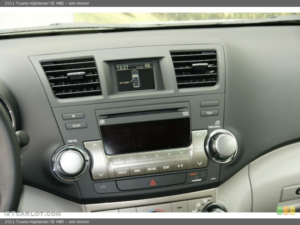 Ash Interior Controls for the 2011 Toyota Highlander SE 4WD #46338396