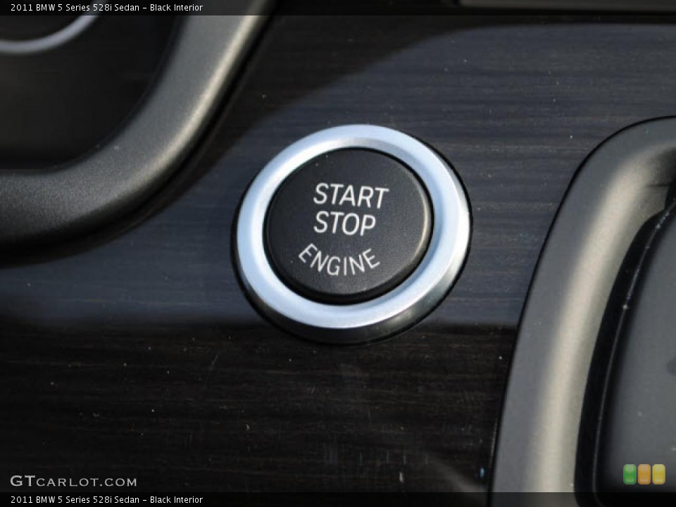 Black Interior Controls for the 2011 BMW 5 Series 528i Sedan #46338402