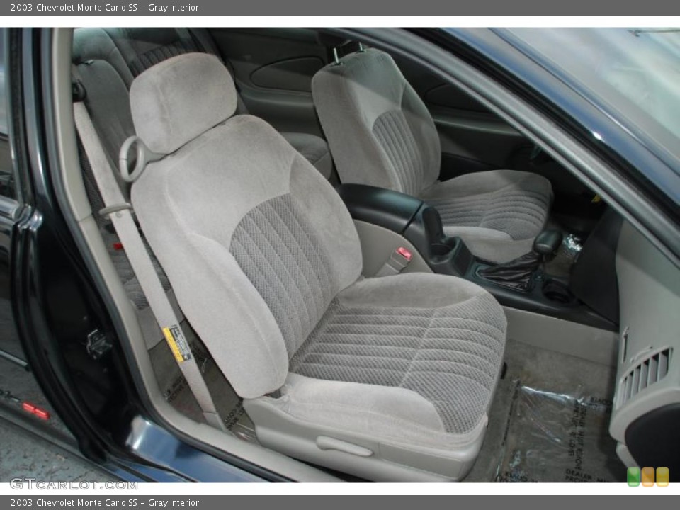 Gray Interior Photo for the 2003 Chevrolet Monte Carlo SS #46338651