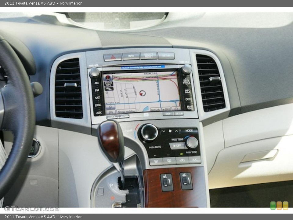 Ivory Interior Navigation for the 2011 Toyota Venza V6 AWD #46338654