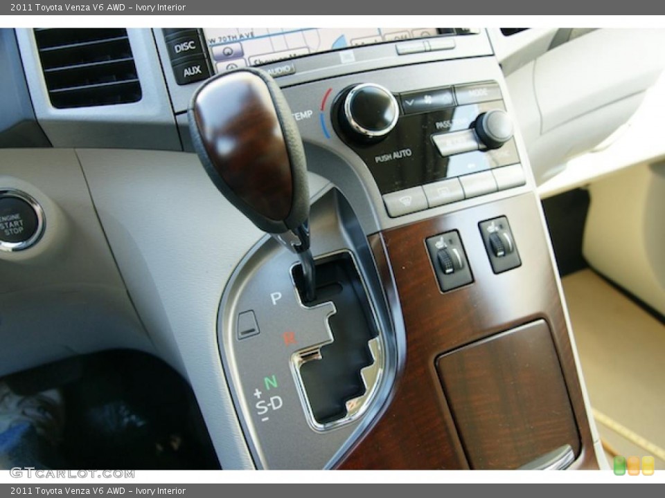 Ivory Interior Transmission for the 2011 Toyota Venza V6 AWD #46338666