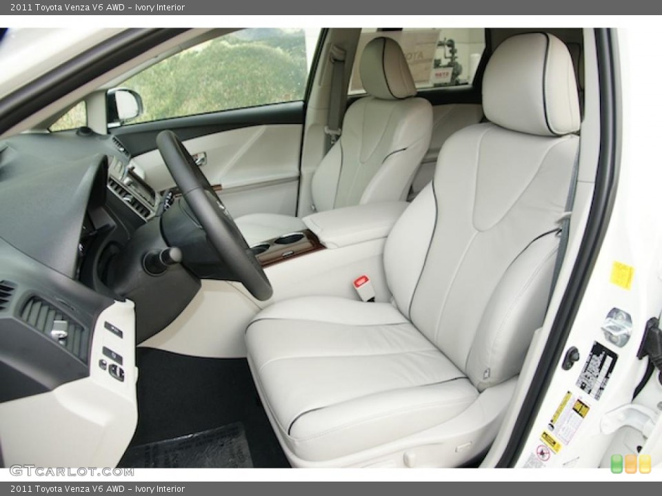 Ivory Interior Photo for the 2011 Toyota Venza V6 AWD #46338708