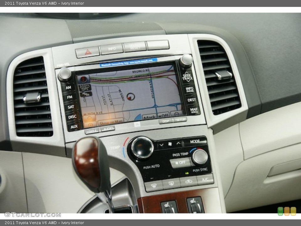 Ivory Interior Navigation for the 2011 Toyota Venza V6 AWD #46338957