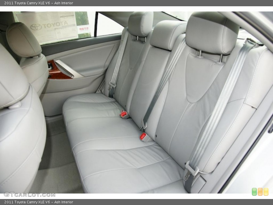Ash Interior Photo for the 2011 Toyota Camry XLE V6 #46339047