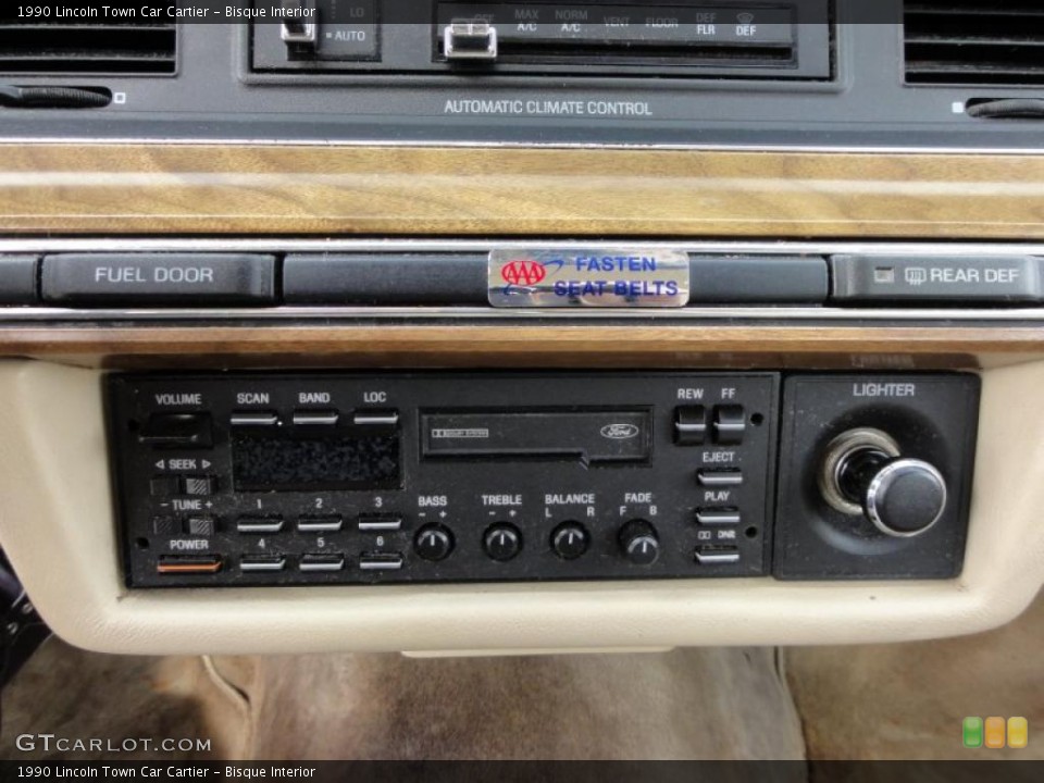 Bisque Interior Controls for the 1990 Lincoln Town Car Cartier #46341363
