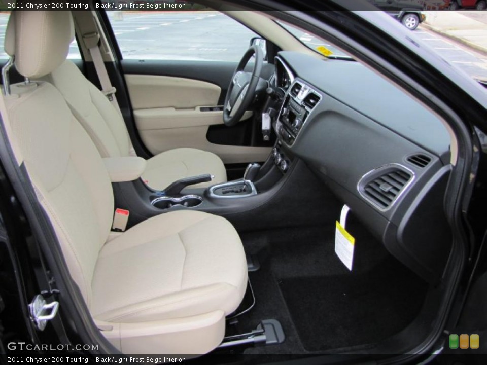 Black/Light Frost Beige Interior Photo for the 2011 Chrysler 200 Touring #46343184