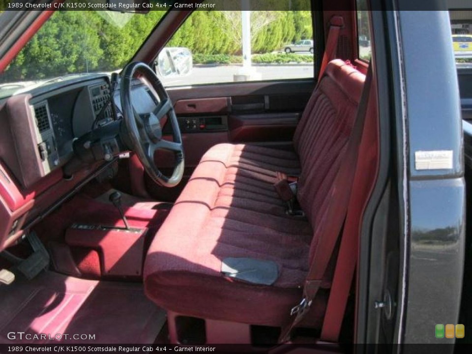 Garnet Interior Photo for the 1989 Chevrolet C/K K1500 Scottsdale Regular Cab 4x4 #46343301