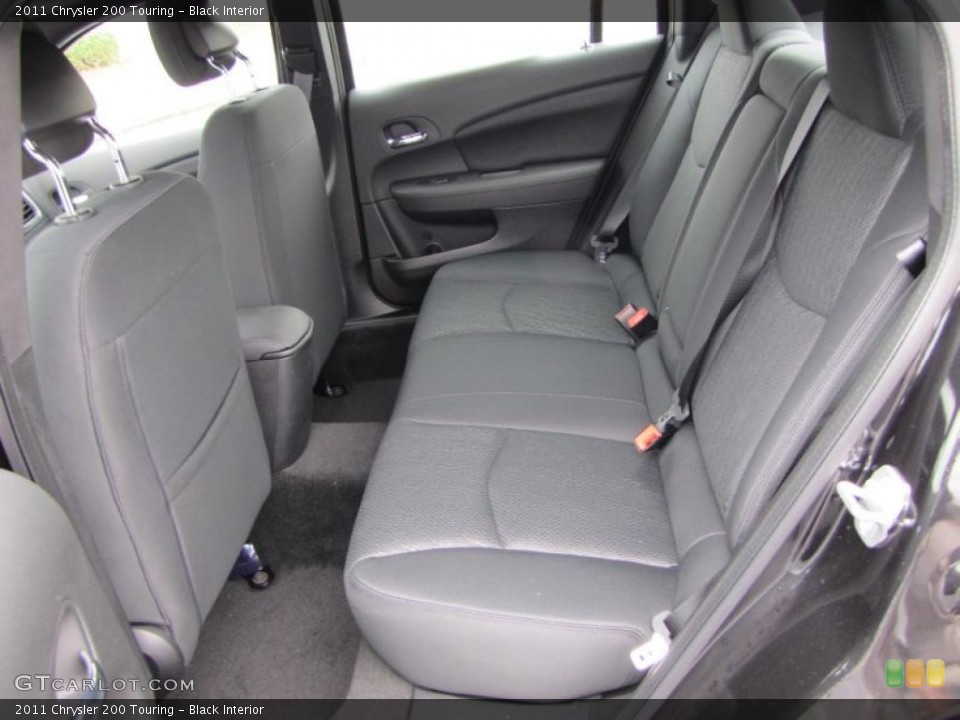 Black Interior Photo for the 2011 Chrysler 200 Touring #46343325