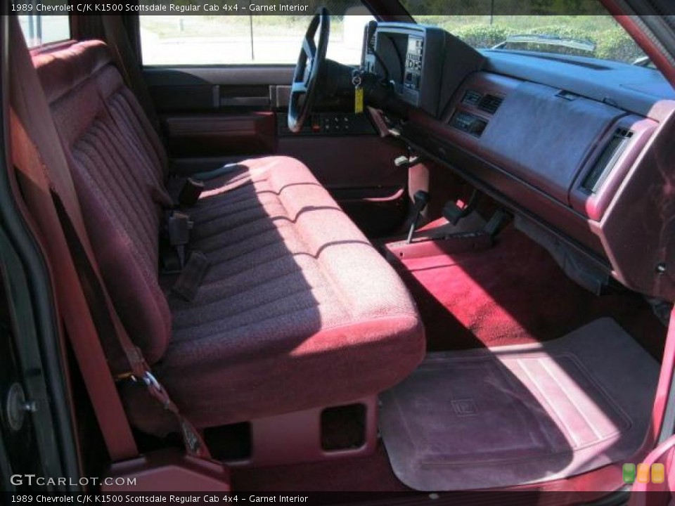 Garnet Interior Photo for the 1989 Chevrolet C/K K1500 Scottsdale Regular Cab 4x4 #46343343