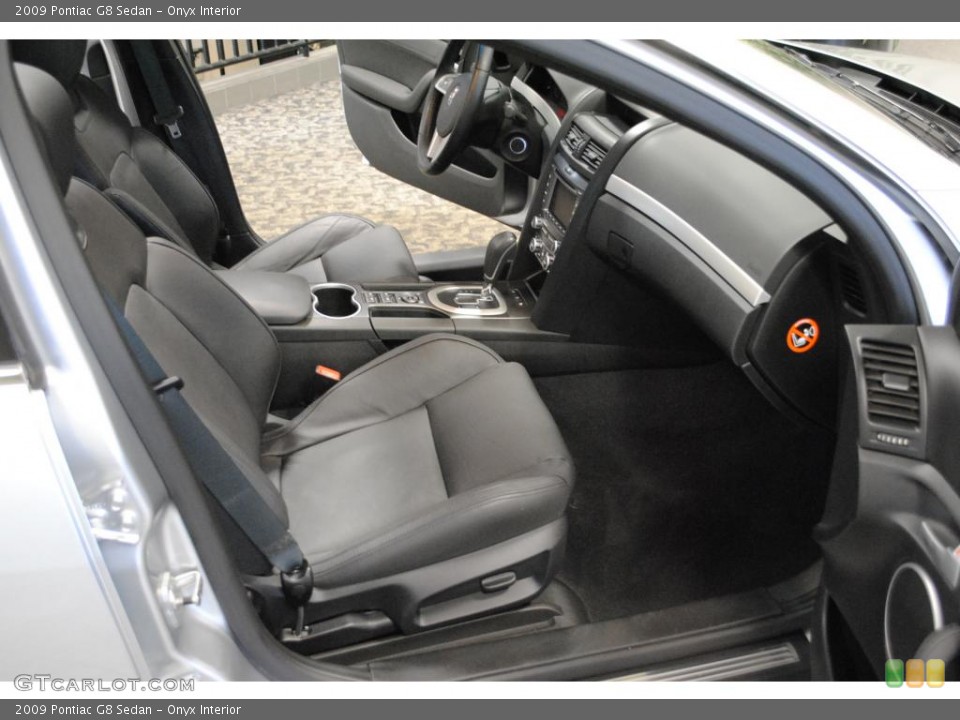 Onyx Interior Photo for the 2009 Pontiac G8 Sedan #46348391
