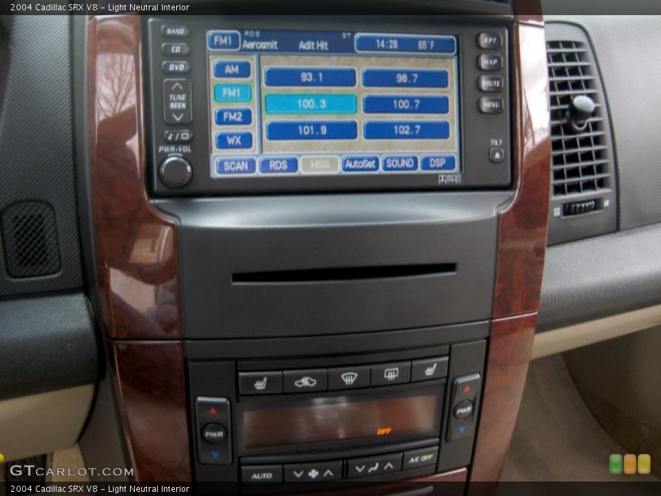 Light Neutral Interior Controls for the 2004 Cadillac SRX V8 #46352900