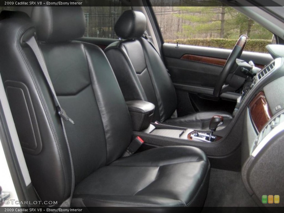 Ebony/Ebony Interior Photo for the 2009 Cadillac SRX V8 #46356230