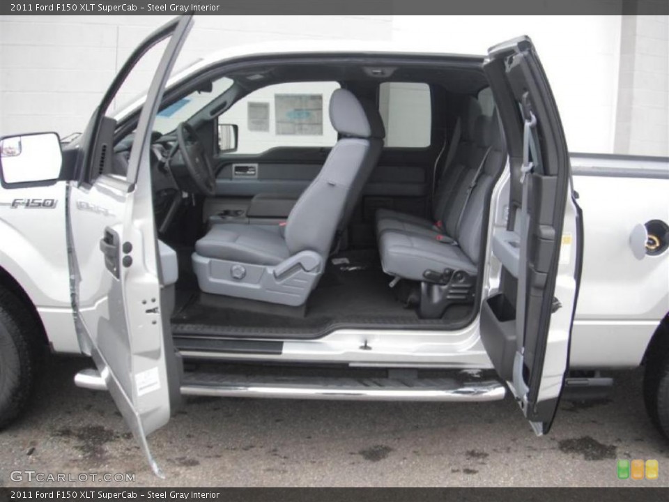 Steel Gray Interior Photo for the 2011 Ford F150 XLT SuperCab #46357436