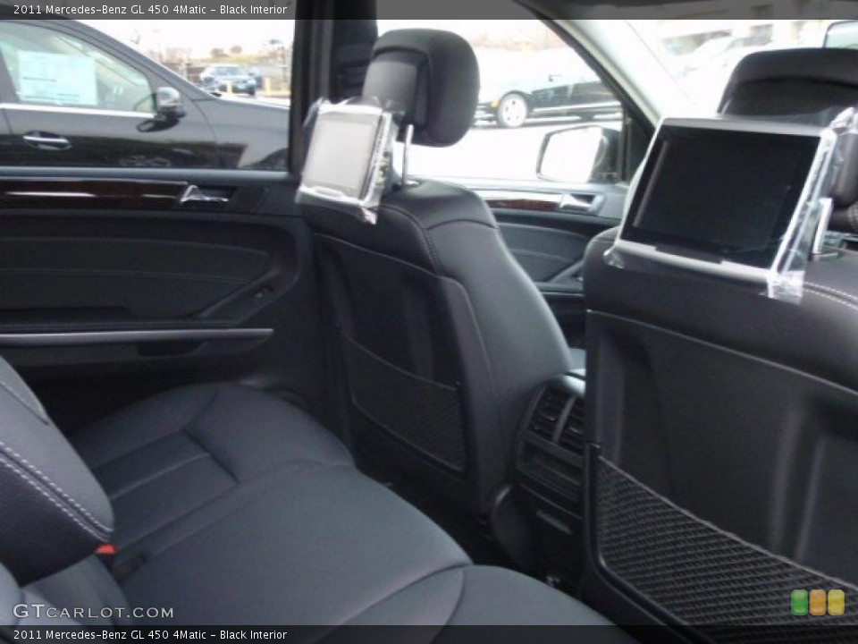 Black Interior Photo for the 2011 Mercedes-Benz GL 450 4Matic #46361966