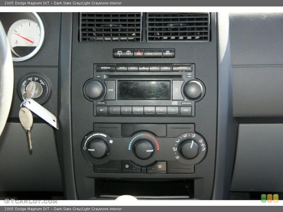 Dark Slate Gray/Light Graystone Interior Controls for the 2005 Dodge Magnum SXT #46361990