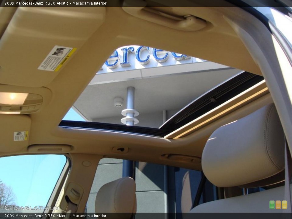 Macadamia Interior Sunroof for the 2009 Mercedes-Benz R 350 4Matic #46365446