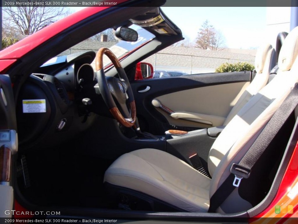 Black/Beige Interior Photo for the 2009 Mercedes-Benz SLK 300 Roadster #46365899