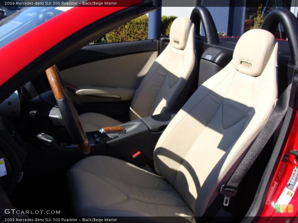 Black/Beige Interior Photo for the 2009 Mercedes-Benz SLK 300 Roadster #46365902