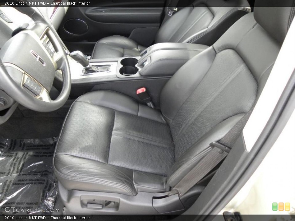 Charcoal Black Interior Photo for the 2010 Lincoln MKT FWD #46367373