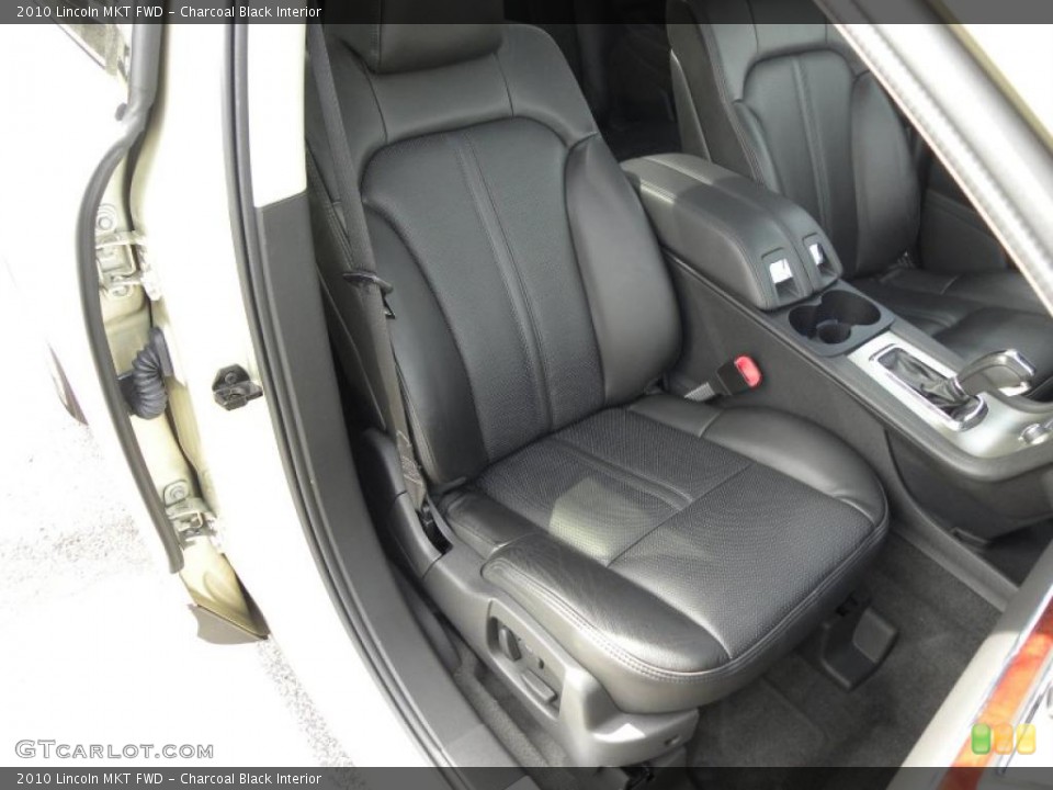 Charcoal Black Interior Photo for the 2010 Lincoln MKT FWD #46367430