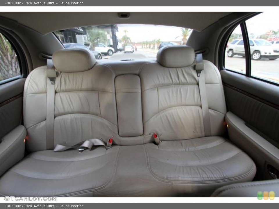 Taupe Interior Photo for the 2003 Buick Park Avenue Ultra #46373616