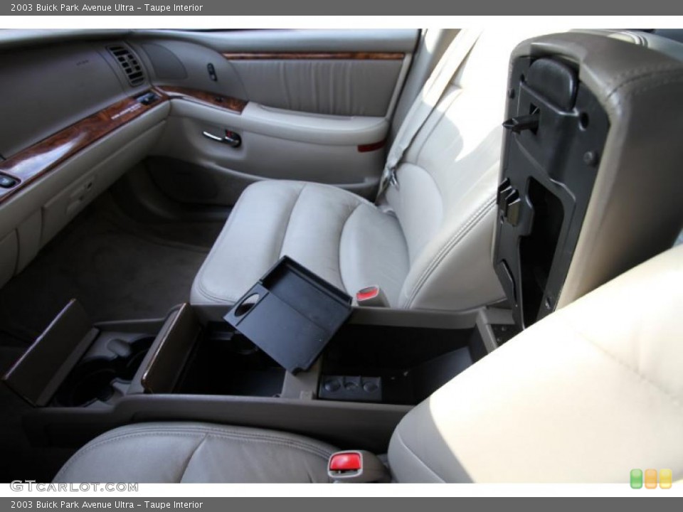 Taupe Interior Photo for the 2003 Buick Park Avenue Ultra #46373637